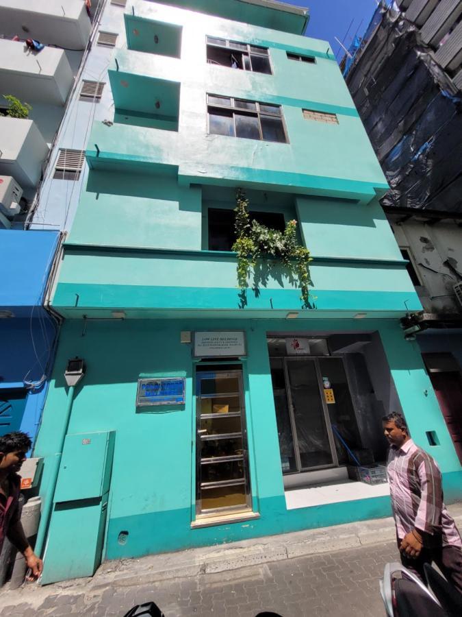 Ontrack Travel Transit Hotel Malé Kültér fotó