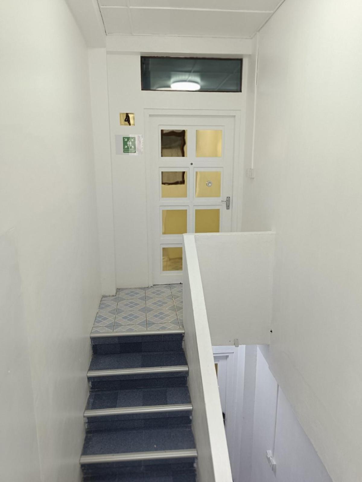 Ontrack Travel Transit Hotel Malé Kültér fotó